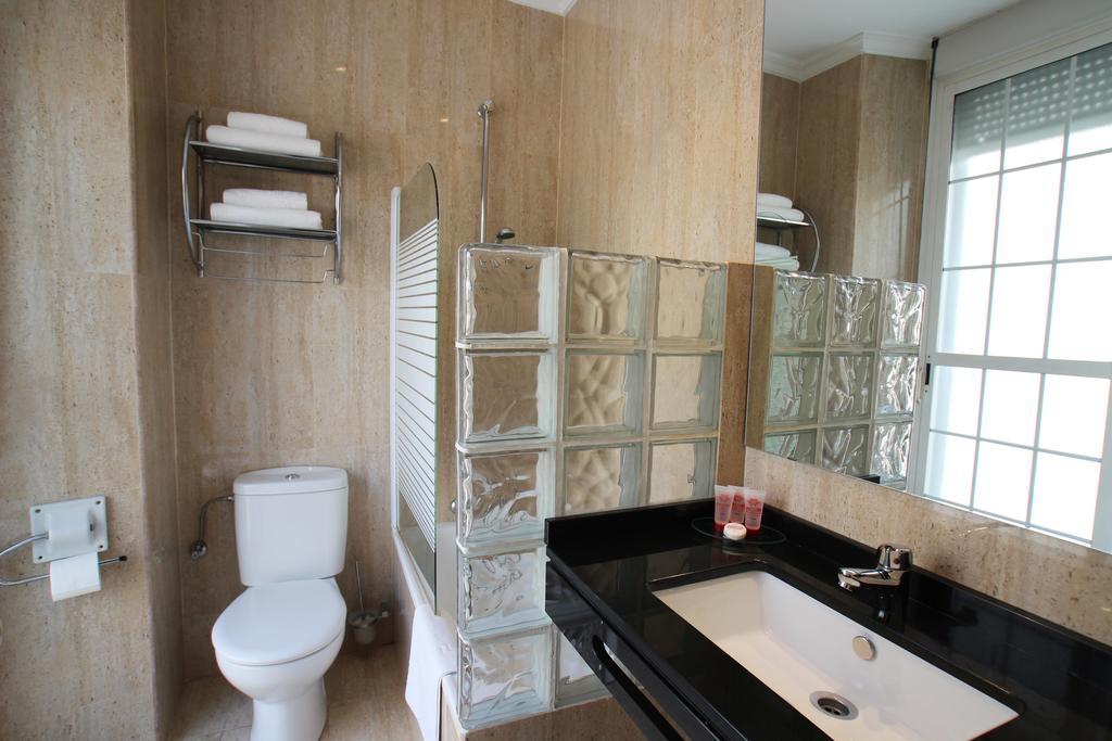 Hotel Maestranza Севілья Номер фото
