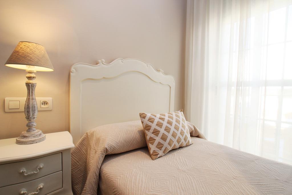 Hotel Maestranza Севілья Номер фото